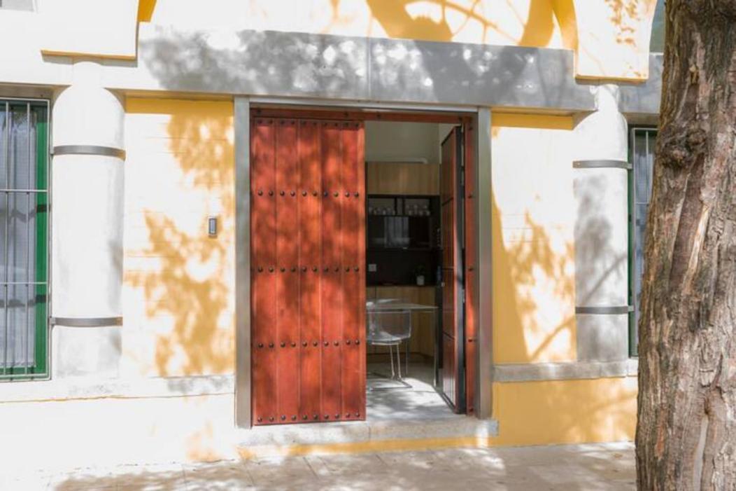 Apartamento A Estrenar Frente A La Plaza De Espana Sevilla Exteriör bild